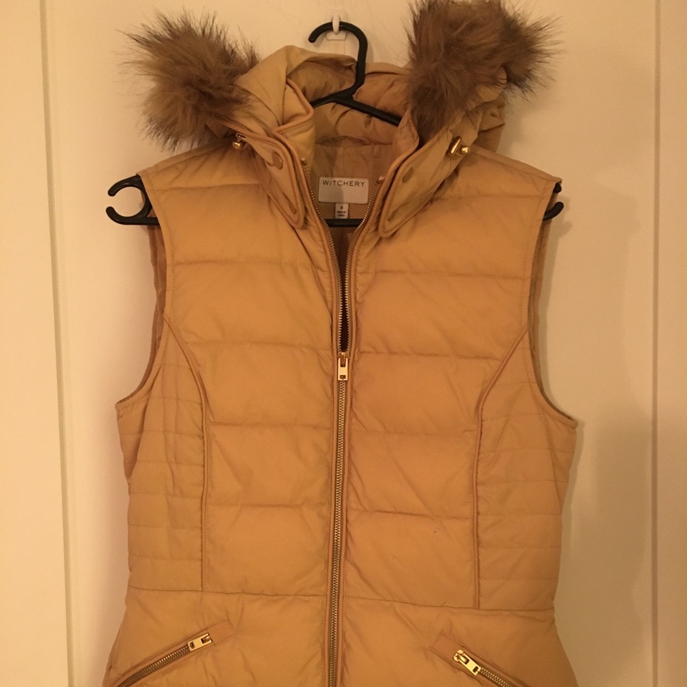 Witchery winter puffer vest